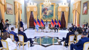 Venezuela otorga a Shell una licencia para la exploración y explotación de un campo de gas