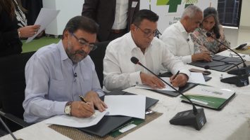 Entidades firman acuerdo para fortalecer gestión sostenible del agua en el sector agropecuario