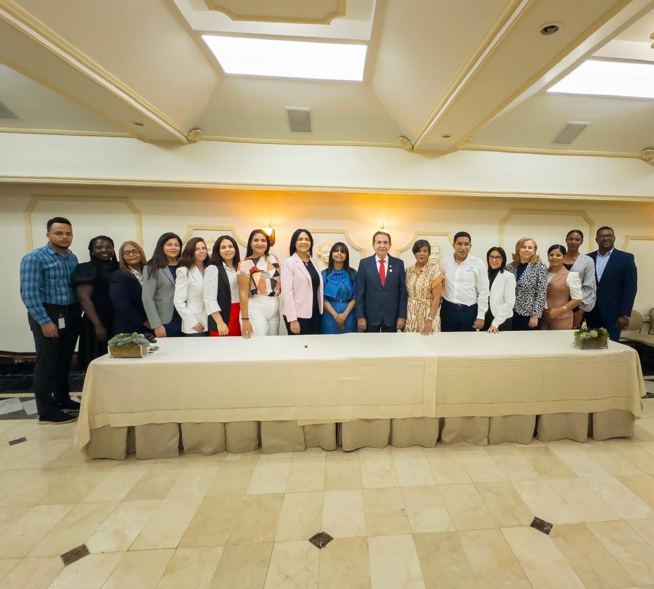 Gabinete de la Familia firma acuerdos con dos fundaciones para impulsar la inclusión social (1)