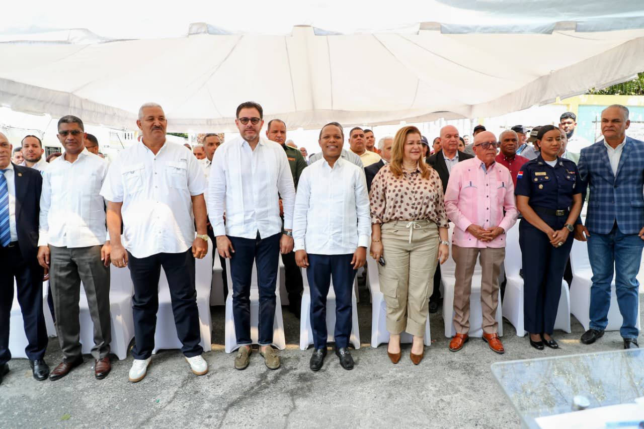 Intrant inaugura primera oficina de licencias de conducir en San José de Ocoa (3)