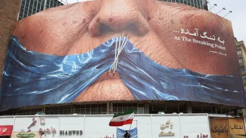 Trump enfrenta exigencia millonaria de Irán y advierte ampliar el acuerdo