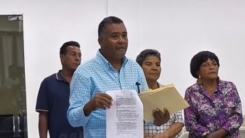 Juntas de vecinos denuncian abandono en recogida de basura en zona de expansión de SDO