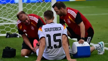 Mundial de Fútbol: Alemania Sufre un Duro Revés con la Baja de Nico Schlotterbeck por Lesión Crucial