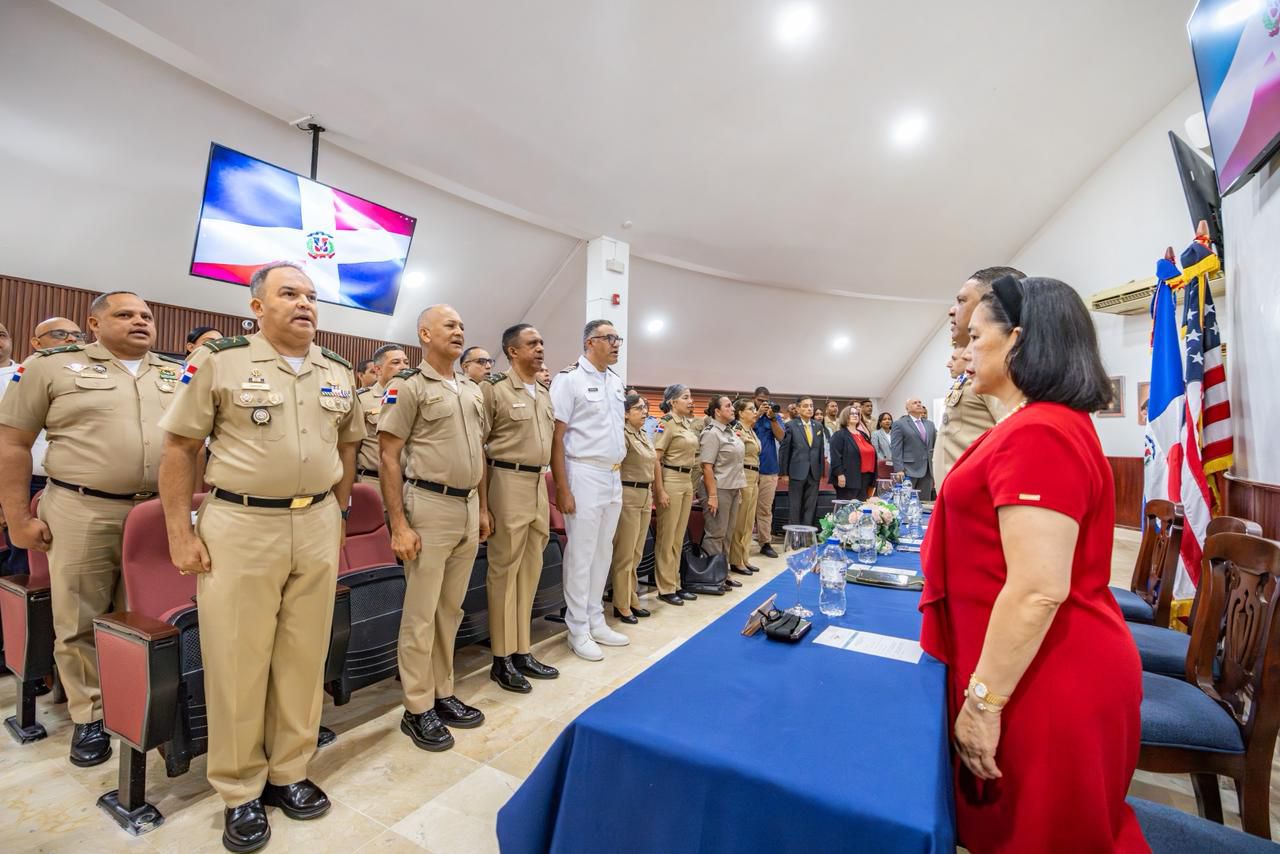 Ministerio de Defensa inaugura seminario internacional sobre amenazas híbridas y seguridad hemisférica (2)