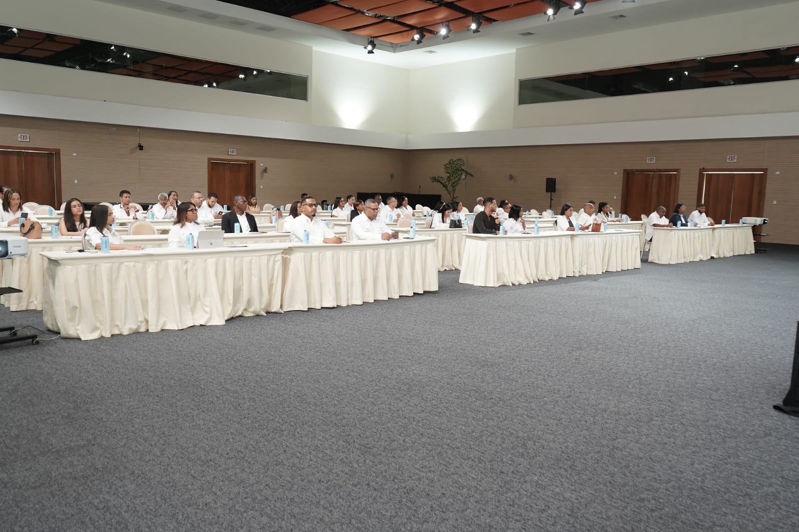 Mirex capacita 40 periodistas en geopolítica para fortalecer cobertura de temas internacionales (2)