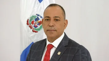Proponen descontar salario a docentes por inasiste