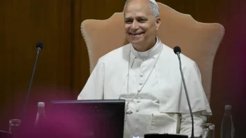 El papa se reunirá con víctimas de abusos sexuales durante su viaje a España