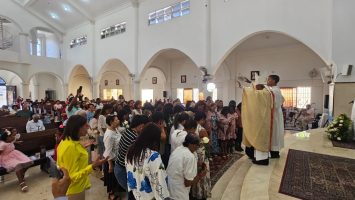 Diócesis Stella Maris celebra la solemnidad de la Santísima Trinidad y el Día de las Madres
