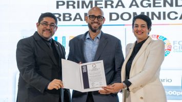 Reconocen al Alcalde de Nagua en el 5to. Foro de Ciudades Portuarias de AL y el Caribe