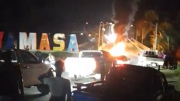 Residentes protestan por apagón de más de cinco días en sector de Yamasá