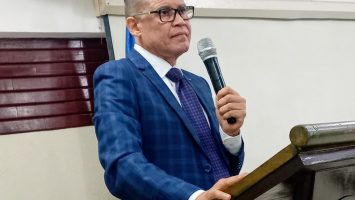 Ricardo Nieves llama a ejercer una comunicación ética y responsable en la era digital