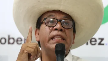 Roberto Sánchez, el exministro de Pedro Castillo que quiere gobernar Perú bajo su sombrero