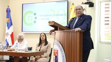 Mescyt socializa estrategias de diálogo para la reforma educ