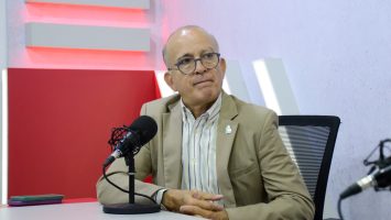 Fernando Puig destaca exportaciones como clave para generar divisas y reducir dependencia del endeudamiento