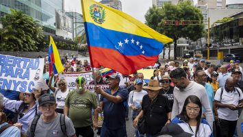 «¡Elecciones ya!», reclaman sindicatos en Venezuela ante Embajada de EE.UU. en Caracas