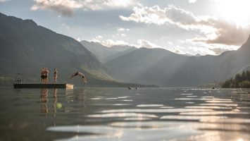 Prohíben la entrada a un lago de Alemania a quienes no entiendan alemán