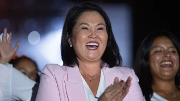 Concluye el escrutinio en Perú: Fujimori será presidenta por 49,641 votos más que Sánchez
