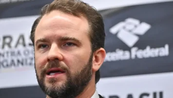 Ministro brasileño se reunirá con autoridades de EE. UU. para evitar sanciones económicas