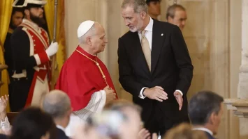 El rey recuerda ante el papa León XIV los abusos en la Iglesia y elogia su firmeza ante ellos