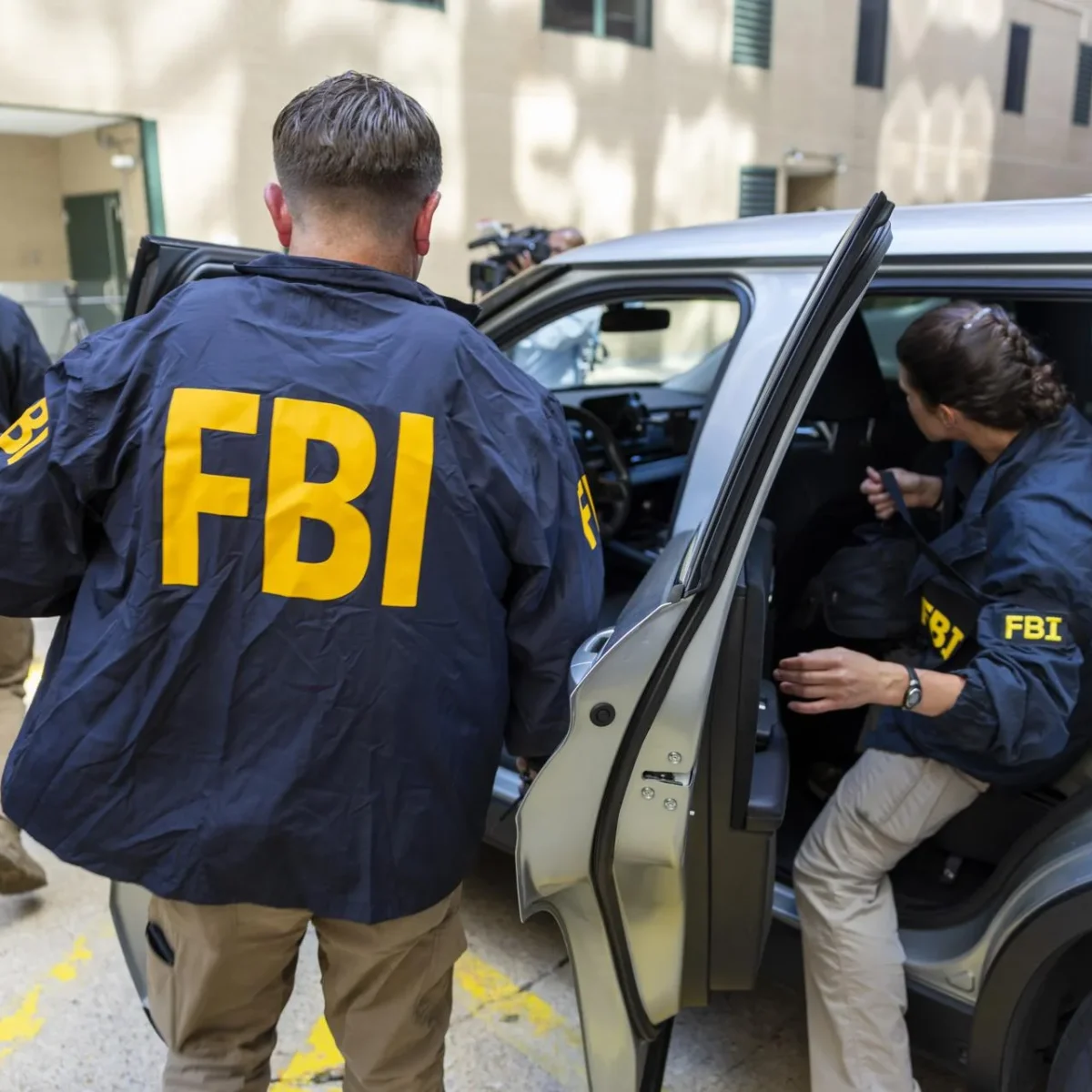 Un contratista del Gobierno de EE.UU. es arrestado por el FBI por supuestas filtraciones