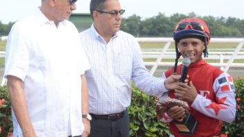 Korean’s Girl gana Clásico Francisco del Rosario Sánchez en el Quinto Centenario