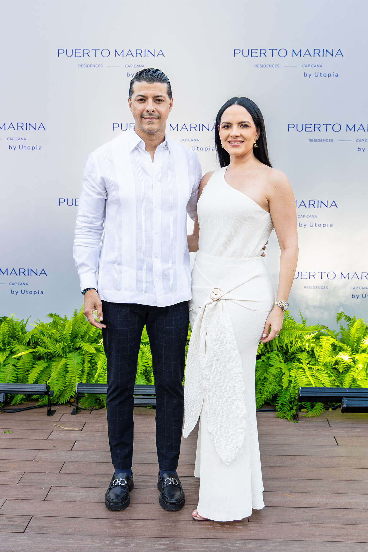Gustavo Tavarez y Laura Pimentel