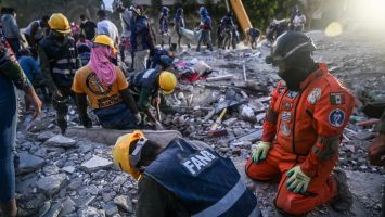 Presidenta de Venezuela promete entregar 4.000 viviendas este año a afectados por terremotos