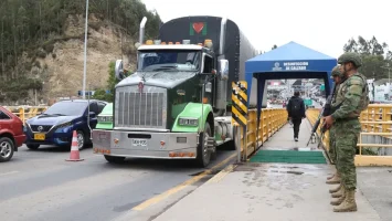 Un policía entre los cuatro procesados por presunto tráfico de migrantes en Ecuador