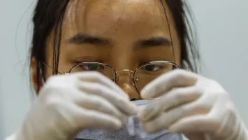 Muere una niña en China tras recibir un tratamiento experimental, denuncia Science
