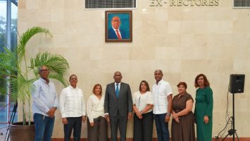 UASD incorpora retrato oficial de Editrudis Beltrán a su Galería de Exrectores