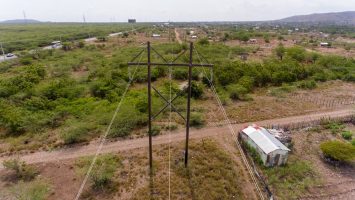 ETED interviene línea de transmisión tras colapso de tres estructuras que dejó sin electricidad a Jimaní