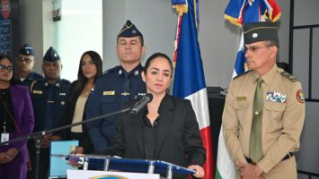 Faride responde a quienes piden su renuncia: “Pues no. Yo estoy cumpliendo el compromiso con el trabajo”