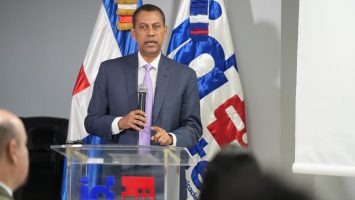 Director Indotel insta a universidades a liderar la transformación digital del país