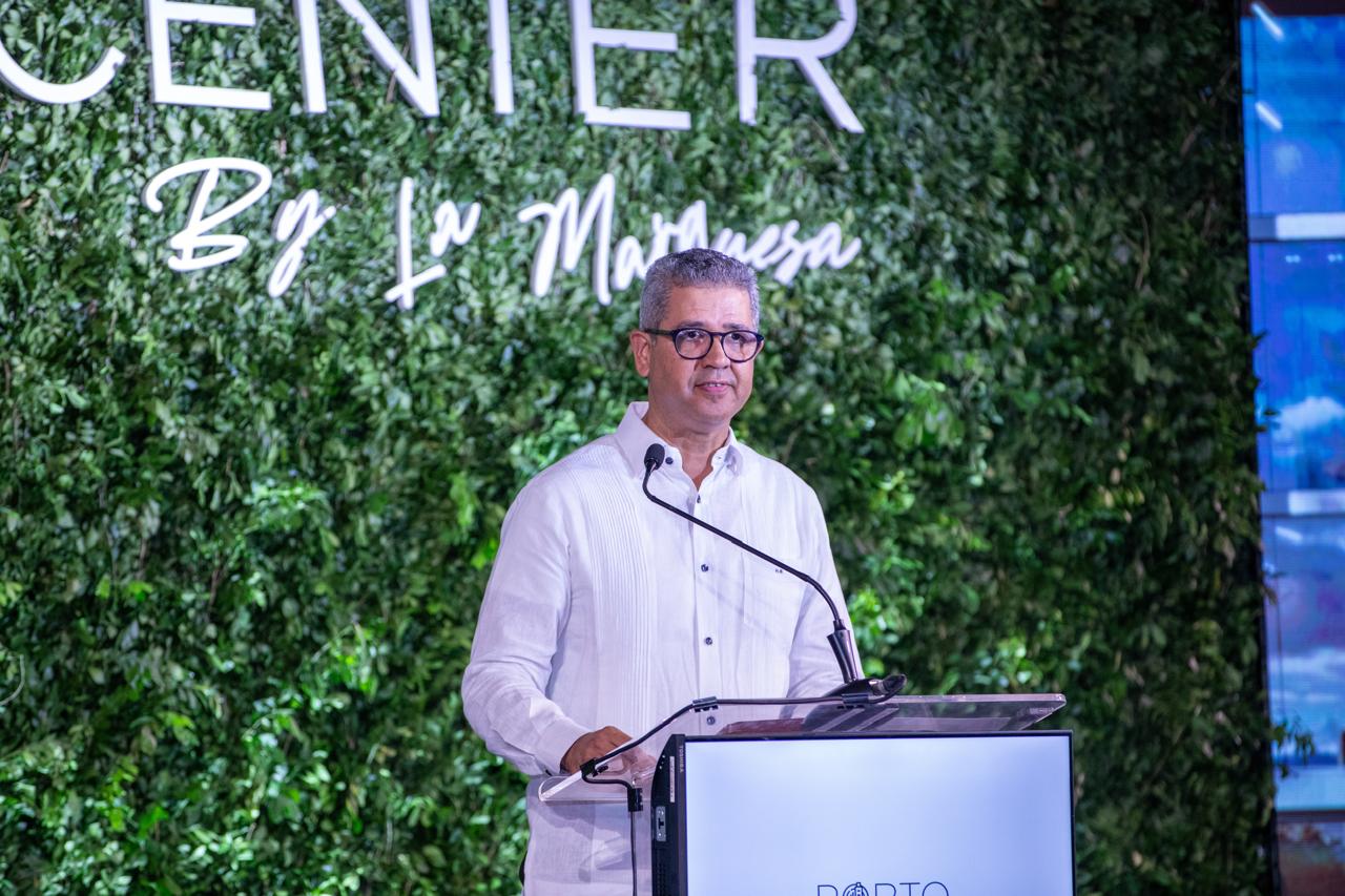 Inauguran nueva plaza comercial en Arroyo Hondo (6)