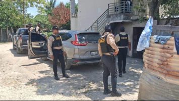 Apresan varias personas y ocupan drogas durante operativos en la región Este