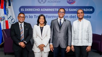 Adoma y Forlex Academy analizan derecho administrativo e impacto en transformación del Estado