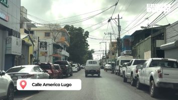 Parqueos en calles y aceras: un obstáculo para peatones y el tránsito en SD