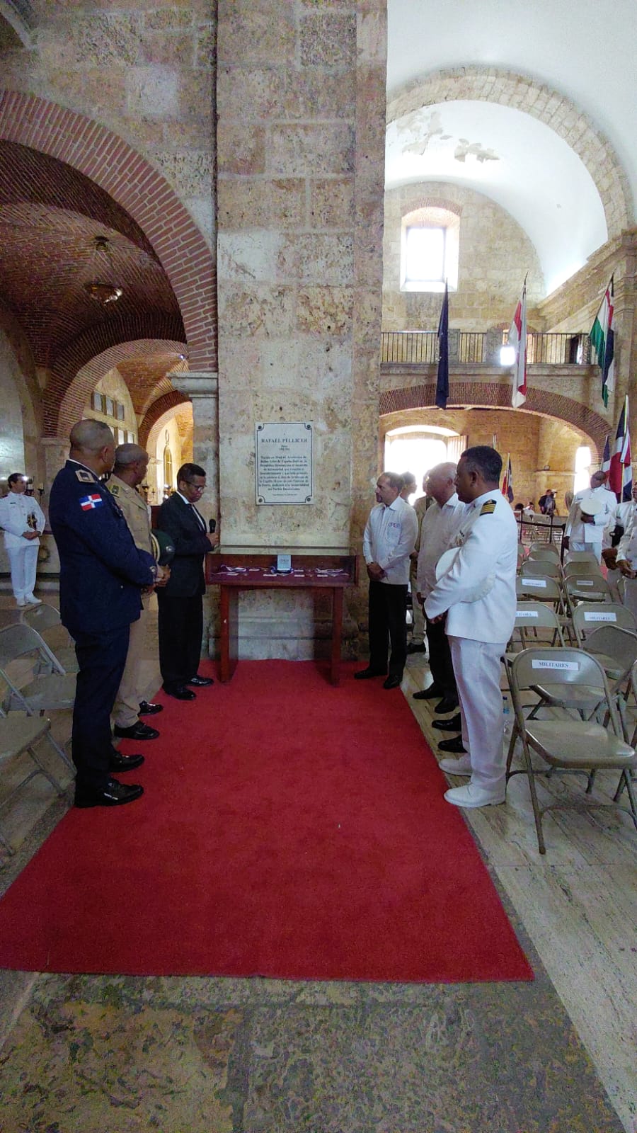 Personalidades durante eucaristía en Panteón de la Patria (Foto Comisión Permanente de Efemérides Patrias)