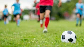 Prevención de lesiones en el fútbol: cómo el entrenamiento de fuerza ayuda a mejorar el rendimiento