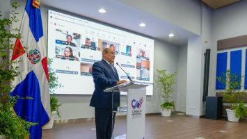 Consulta para transformar la educación suma aportes de expertos, líderes religiosos y diáspora dominicana