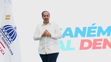 Ministerio de Salud Pública relanza campaña «Ganémosle al Dengue»