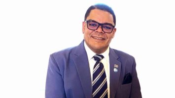 Luis Vera afirma que aspirantes presidenciales del PRM deben consolidarse primero dentro del partido