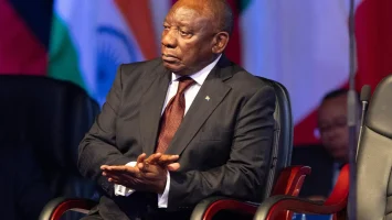 Ramaphosa rechaza restricciones de viaje por el ébola en la RDC