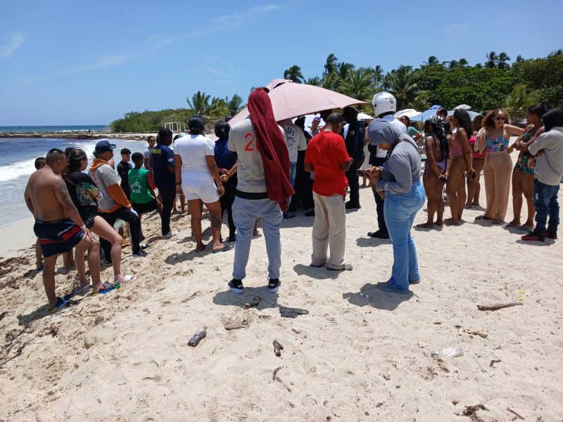 Adolescente de 15 años fallece por ahogamiento en playa Oasis de Juan Dolio, SPM – El Nuevo Diario (República Dominicana)