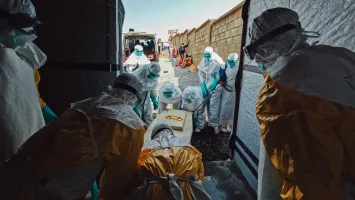 RD Congo supera los 1,800 muertos por brote de ébola