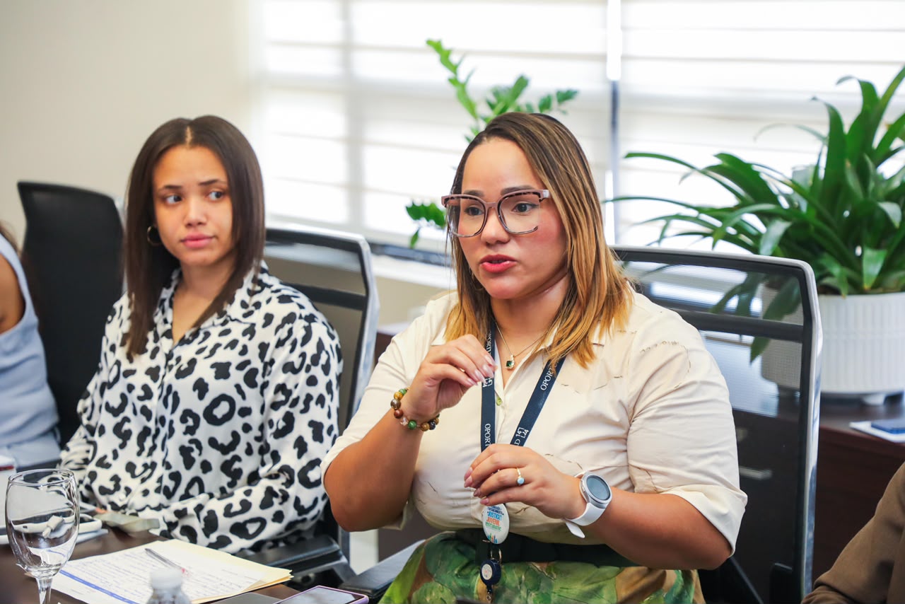 Gabinete de Política Social y Ministerio de Trabajo impulsan oportunidades de empleo para jóvenes y mujeres en formación (4)