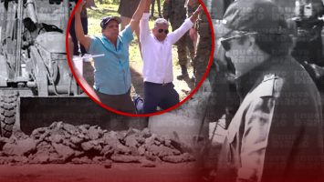 hombres se arrodillan ante Paliza para pedir carretera en Restauración en Dajabón