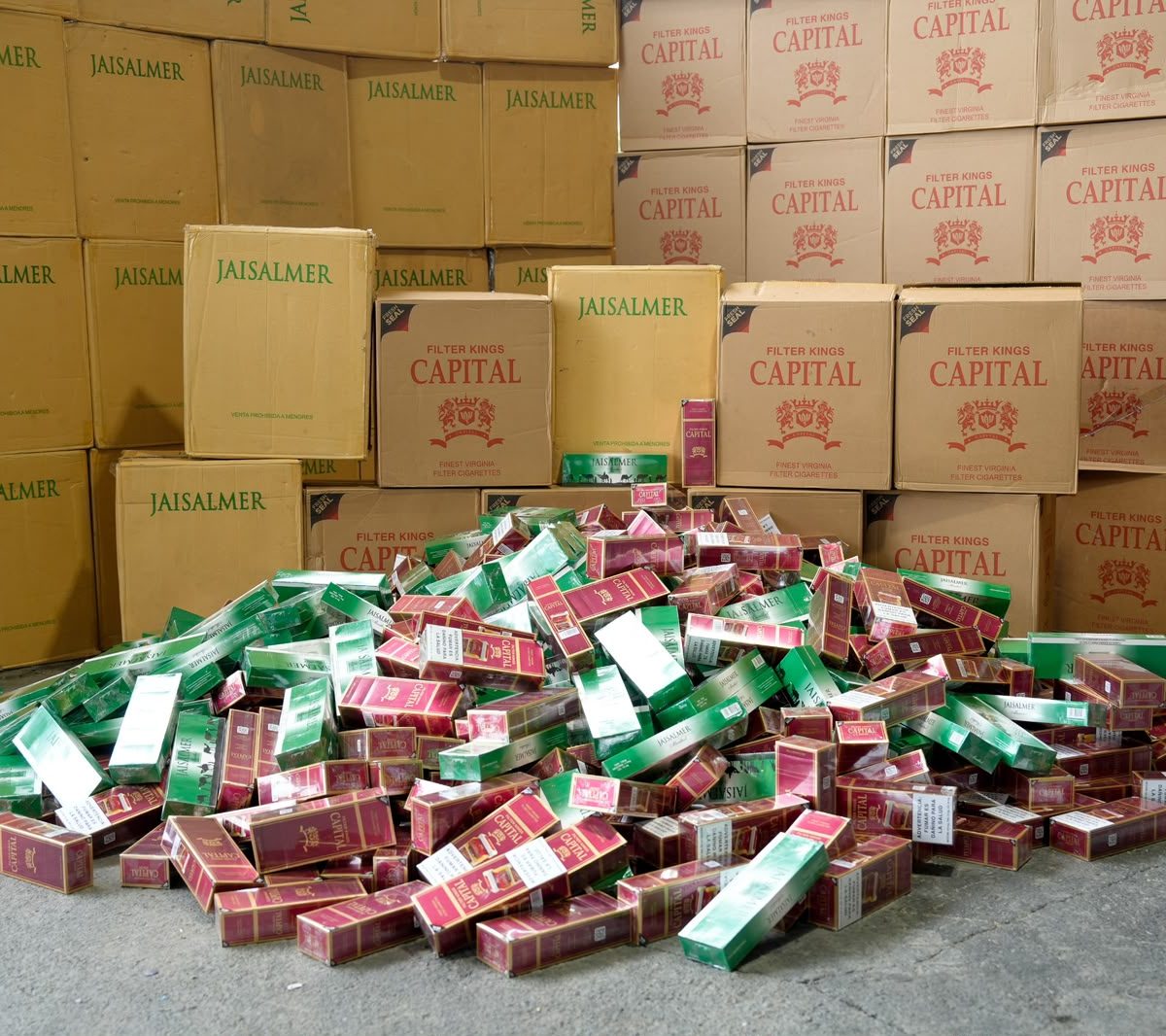 Aduanas destruye más de 8.2 millones de cigarrillos incautados por contrabando