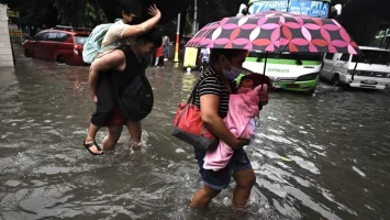 Filipinas evacúa a casi 10.000 personas por inundaciones