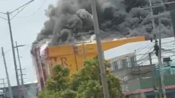 Incendio afecta tienda L&R en Marginal Las Américas; es el segundo siniestro de la cadena este año